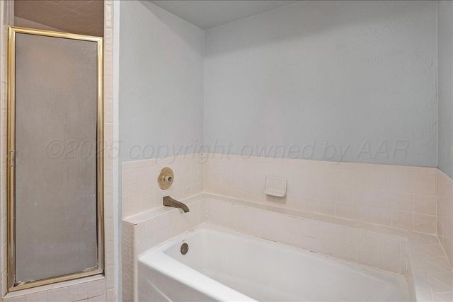 5901 OAKMAN Drive, Amarillo, TX 79109