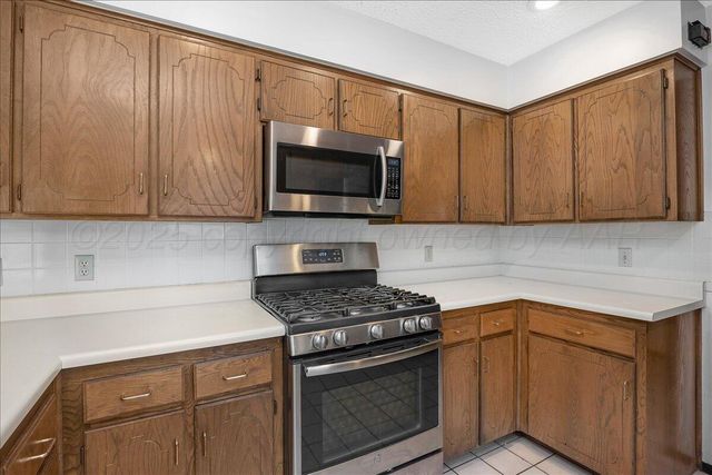 5901 OAKMAN Drive, Amarillo, TX 79109