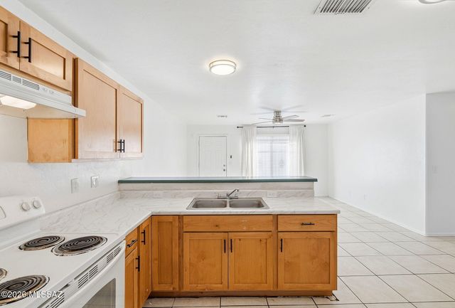 1044 E 27th Street, Tucson, AZ 85713