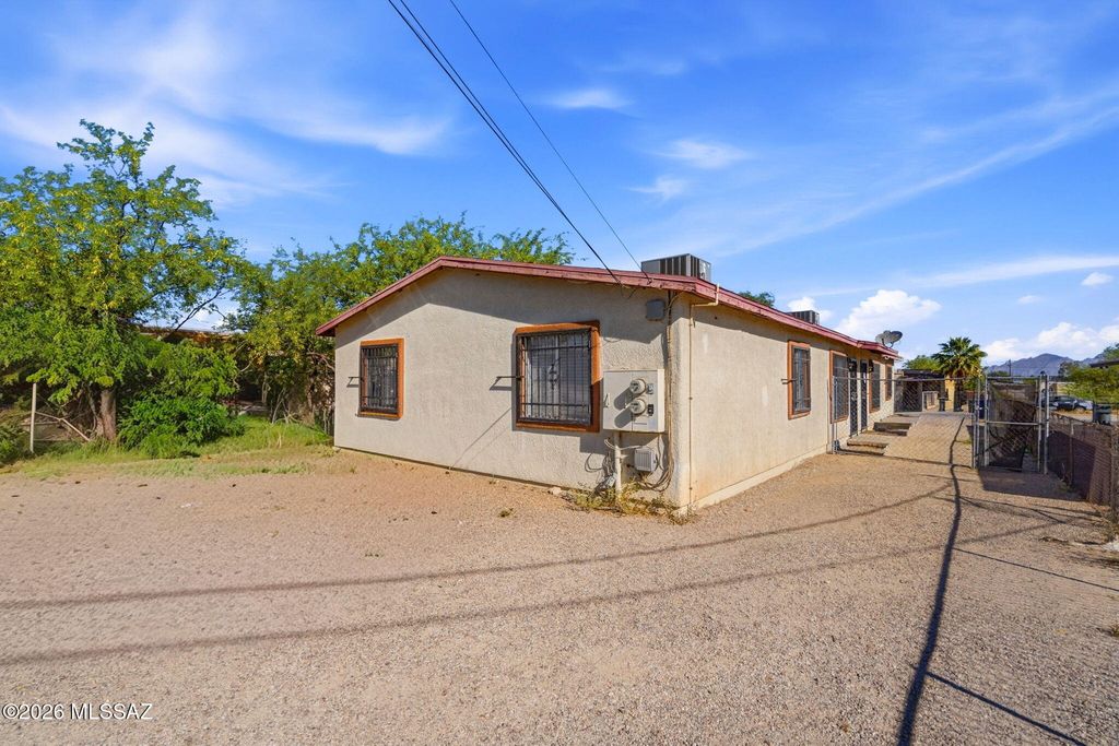 1044 E 27th Street, Tucson, AZ 85713