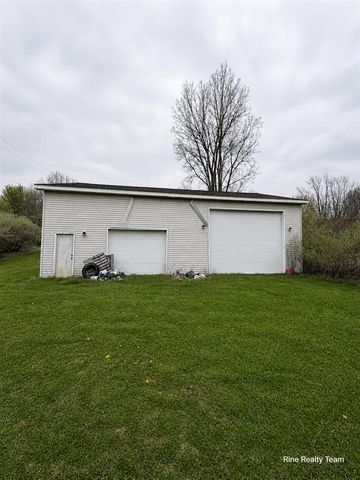 5655 Pingree Road, Howell, MI 48843