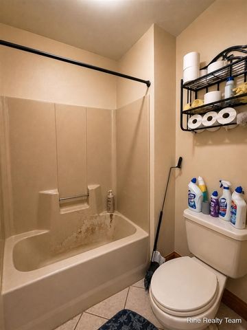 5655 Pingree Road, Howell, MI 48843