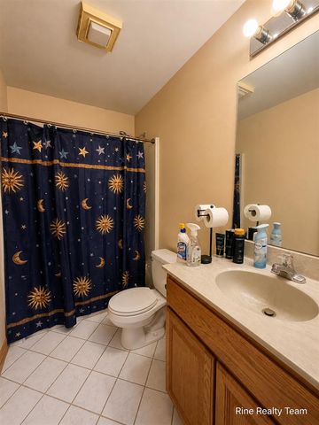 5655 Pingree Road, Howell, MI 48843