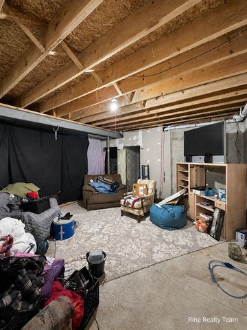 5655 Pingree Road, Howell, MI 48843