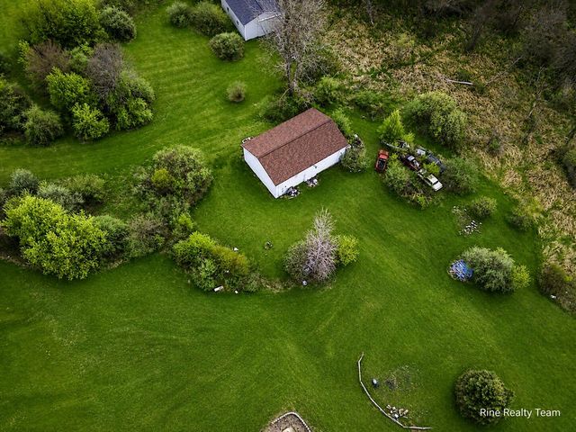 5655 Pingree Road, Howell, MI 48843