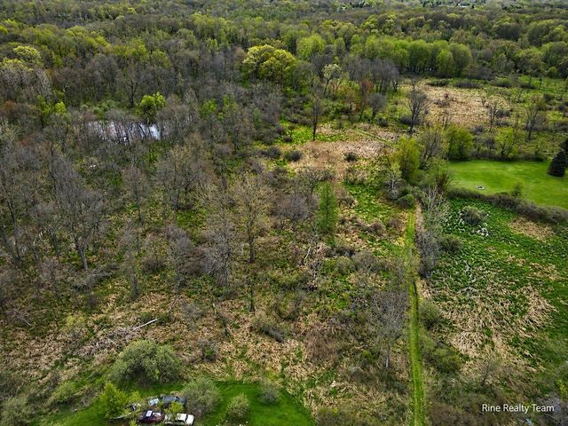 5655 Pingree Road, Howell, MI 48843
