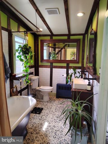 1434 RED BANK AVE, West Deptford, NJ 08086