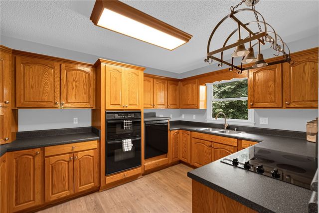 134 Rolling Drive, Westminster, SC 29693