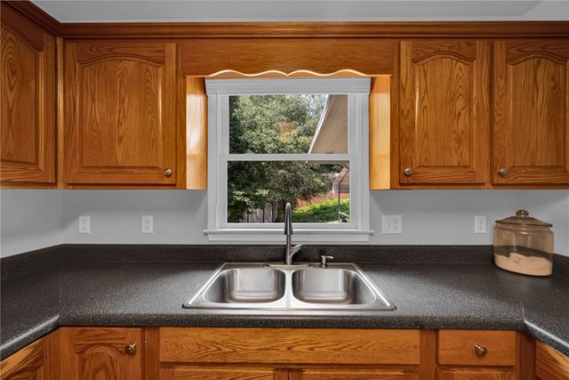 134 Rolling Drive, Westminster, SC 29693