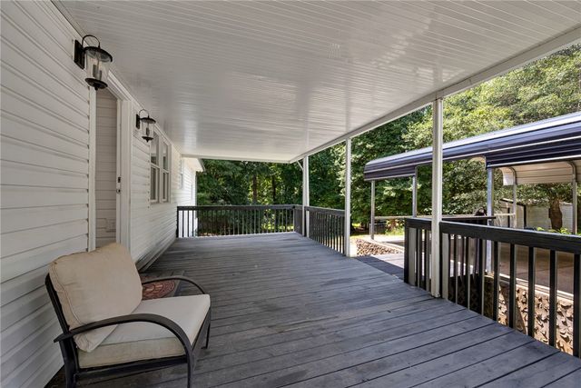 134 Rolling Drive, Westminster, SC 29693