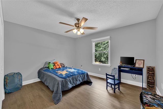 134 Rolling Drive, Westminster, SC 29693