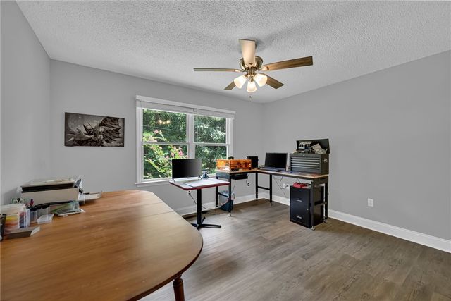 134 Rolling Drive, Westminster, SC 29693