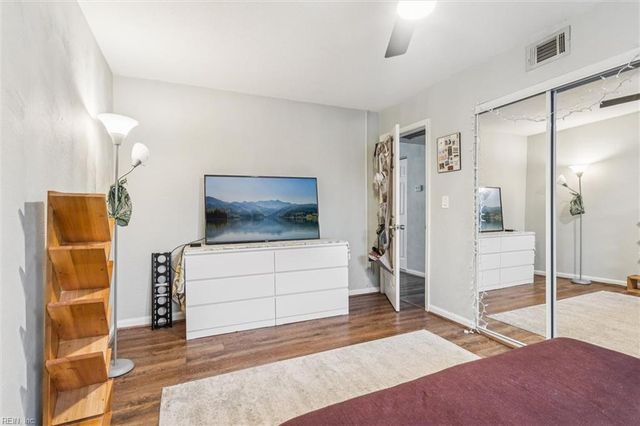 828 E Ocean View Ave Apt 1, Norfolk, VA 23503