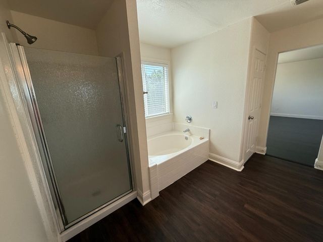 5908 Deepdale Way, Elk Grove, CA 95758