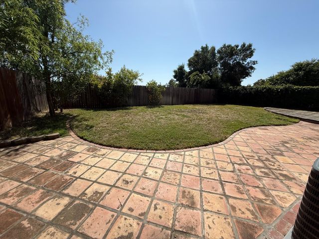 5908 Deepdale Way, Elk Grove, CA 95758