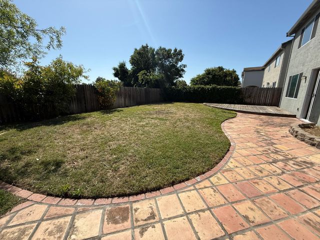 5908 Deepdale Way, Elk Grove, CA 95758