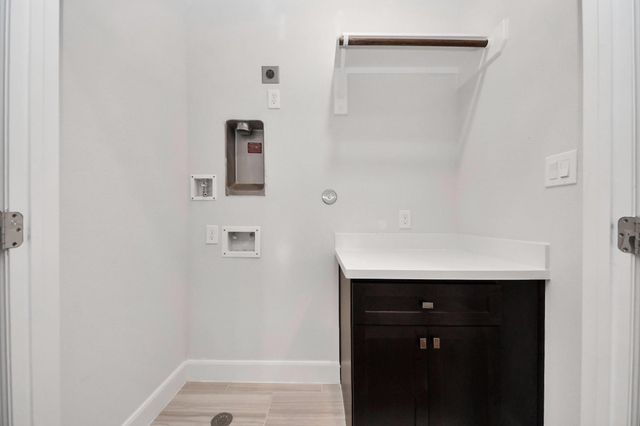 952 W 18th Street, Houston, TX 77008