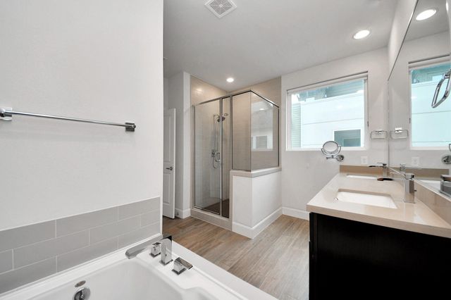 952 W 18th Street, Houston, TX 77008