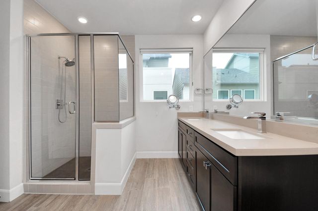 952 W 18th Street, Houston, TX 77008