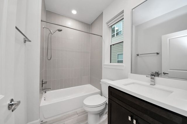 952 W 18th Street, Houston, TX 77008