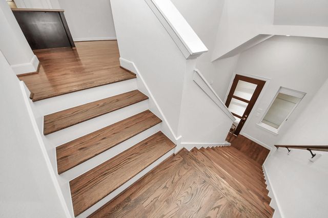 952 W 18th Street, Houston, TX 77008