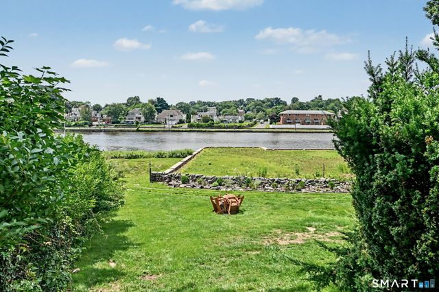 5 Oakland Terrace, Darien, CT 06820
