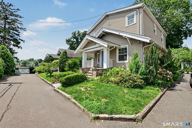 5 Oakland Terrace, Darien, CT 06820