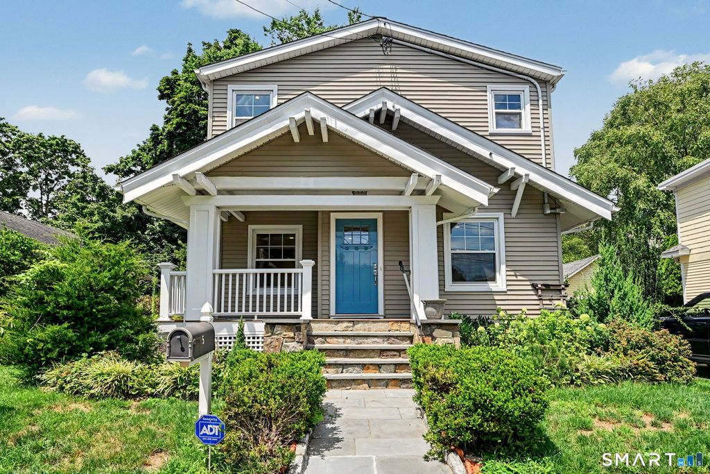 5 Oakland Terrace, Darien, CT 06820