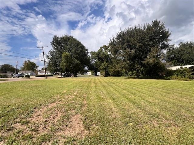 702 Alamo Street, Lake Charles, LA 70601