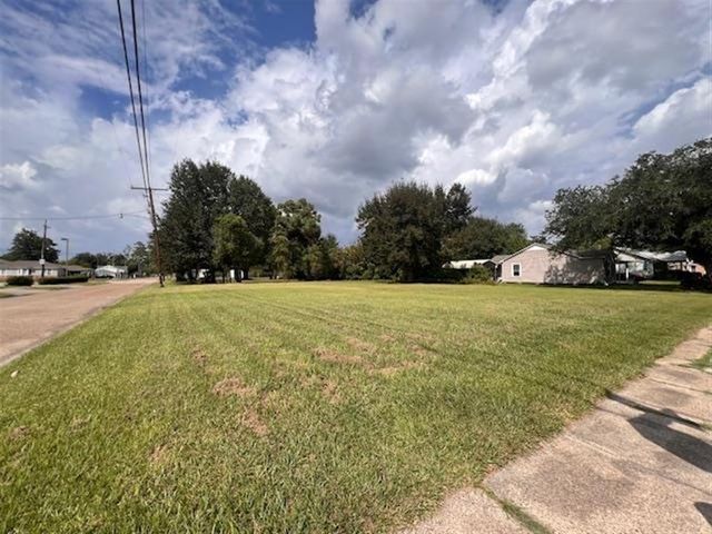 702 Alamo Street, Lake Charles, LA 70601