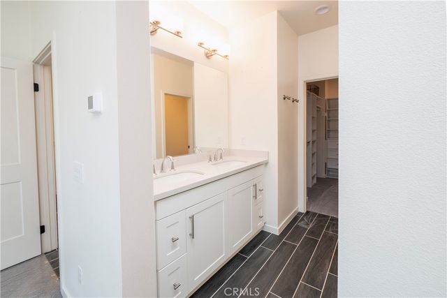 609 Shadowbrook, Lake Forest, CA 92610