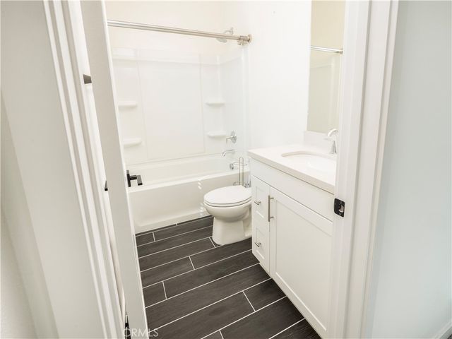 609 Shadowbrook, Lake Forest, CA 92610