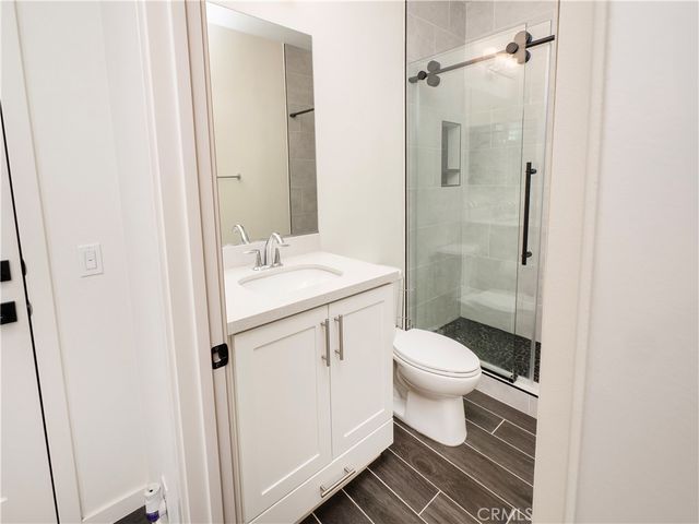 609 Shadowbrook, Lake Forest, CA 92610