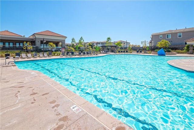 609 Shadowbrook, Lake Forest, CA 92610