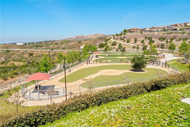 609 Shadowbrook, Lake Forest, CA 92610