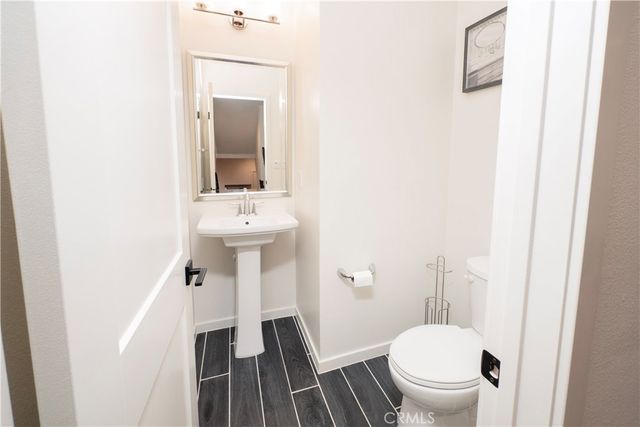 609 Shadowbrook, Lake Forest, CA 92610