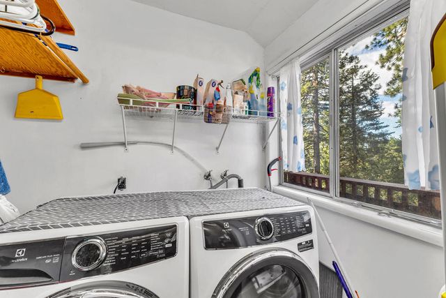 52680 Pine Ridge Road, Idyllwild, CA 92549