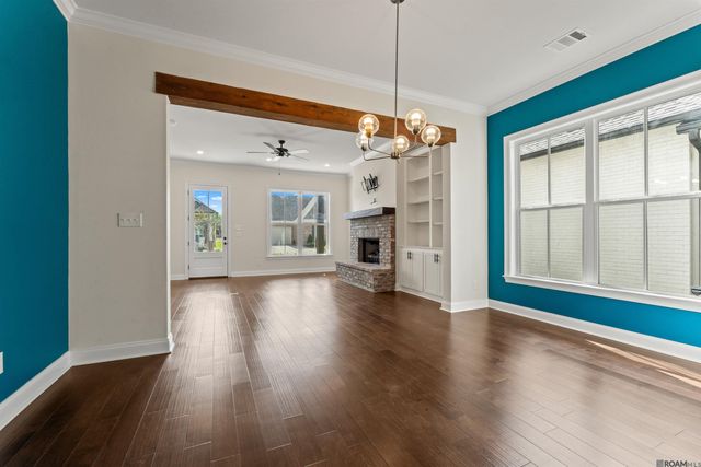 364 Glenthorne Dr, Gonzales, LA 70737