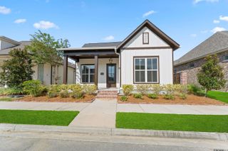 364 Glenthorne Dr, Gonzales, LA 70737