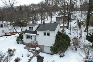 667 Colfax Road, Wayne, NJ 07470