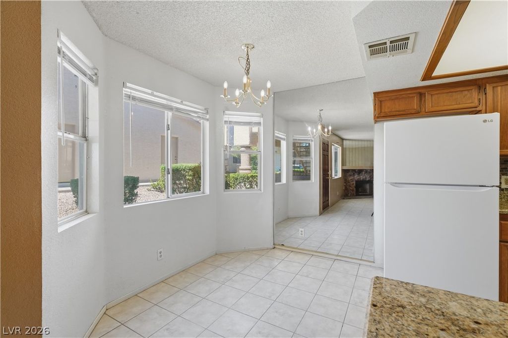 925 Sulphur Springs Lane 101, Las Vegas, NV 89128 — photo 5