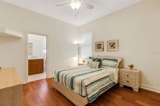 4801 EDGEMONT COURT, Sarasota, FL 34233