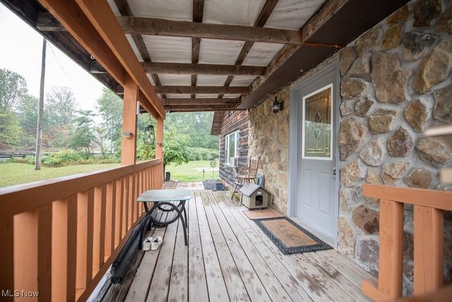 2923 Brightwood Road SE, New Philadelphia, OH 44663