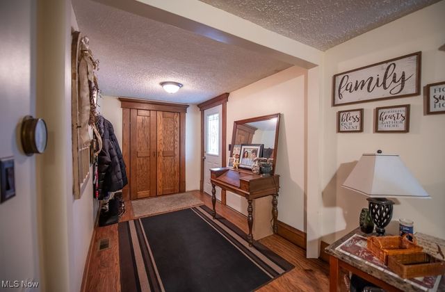 2923 Brightwood Road SE, New Philadelphia, OH 44663