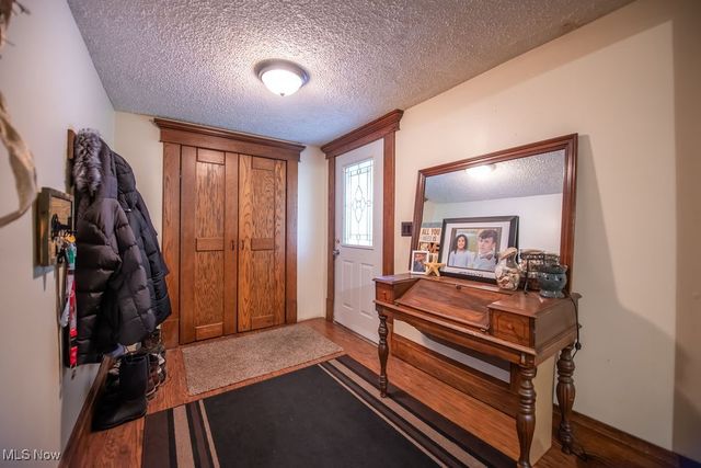 2923 Brightwood Road SE, New Philadelphia, OH 44663