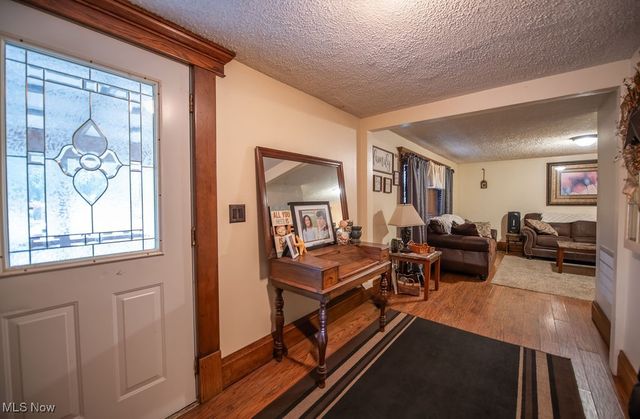 2923 Brightwood Road SE, New Philadelphia, OH 44663