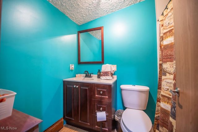 2923 Brightwood Road SE, New Philadelphia, OH 44663