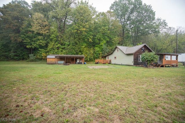 2923 Brightwood Road SE, New Philadelphia, OH 44663