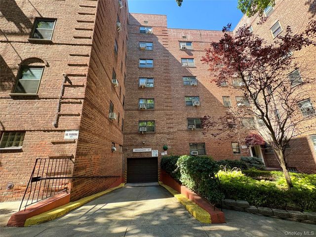 102-55 67th Road 3W, Forest Hills, NY 11375