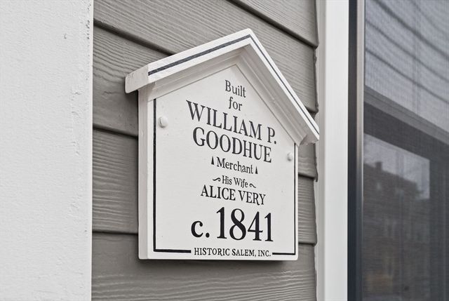 49 Essex St 1R, Salem, MA 01970